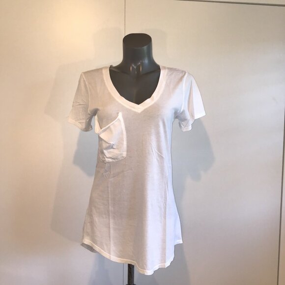 Bobi V-Neck T-Shirt with Pocket Size S - Picture 1 of 12